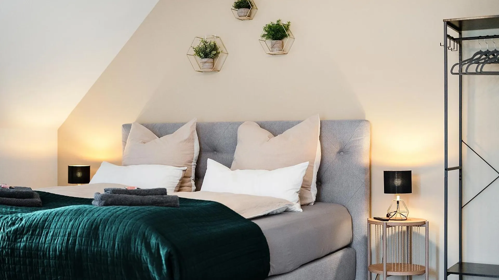 아파트 Emerald Design - Historic City Center With Free Parking & Panoramic View By Hero Homes 그라츠