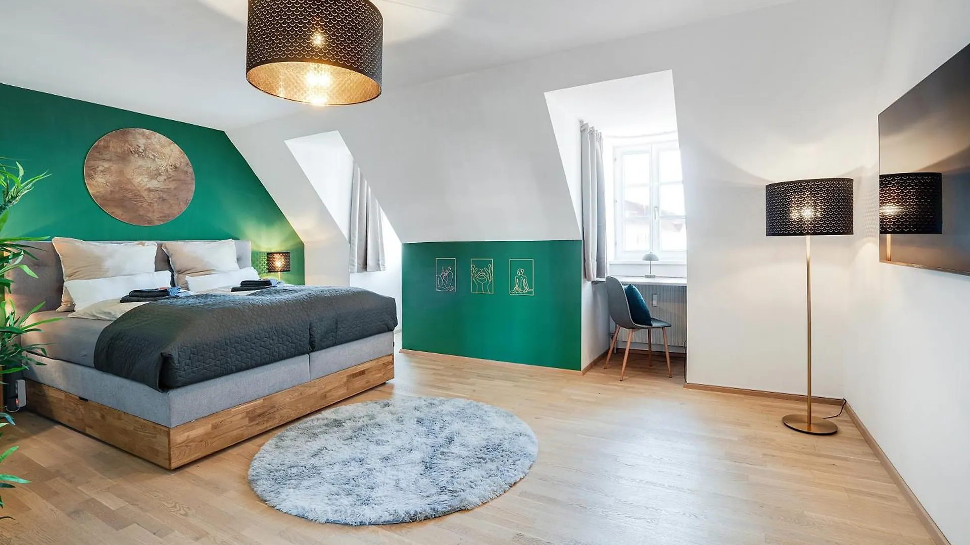 Emerald Design - Historic City Center With Free Parking & Panoramic View By Hero Homes 그라츠